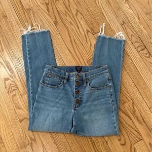 J. Crew Essential Straight Jean Butterfly Button Closure Fringe edges 27